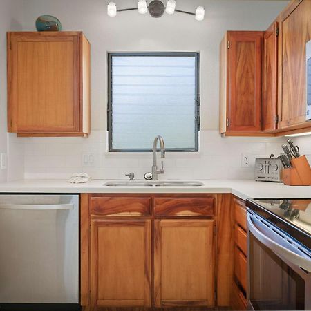 Aston Maui Hill Aparthotel Уайлеа Екстериор снимка
