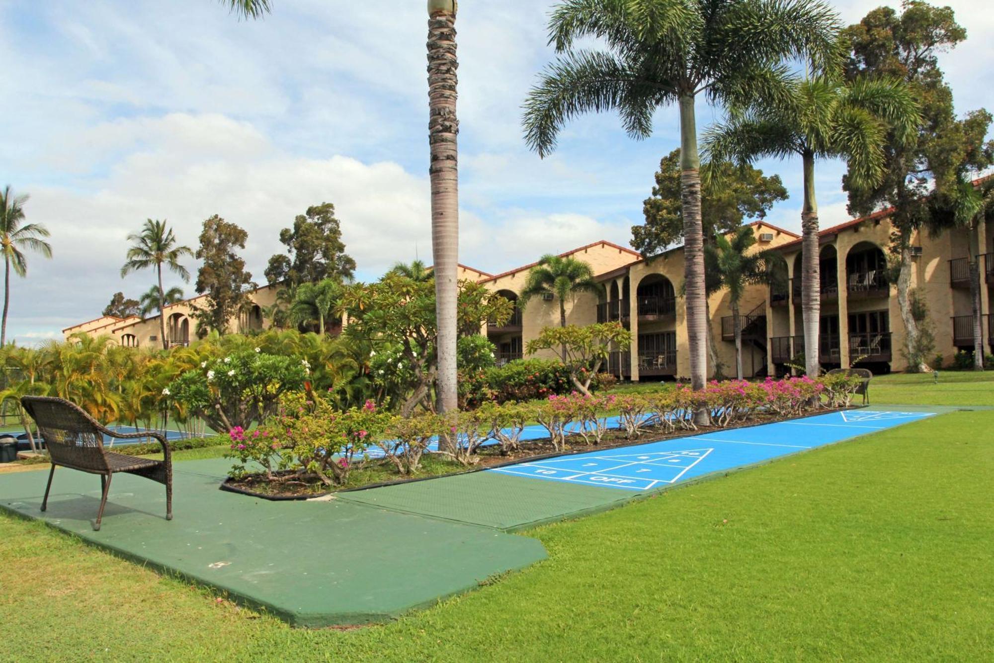 Aston Maui Hill Aparthotel Уайлеа Екстериор снимка